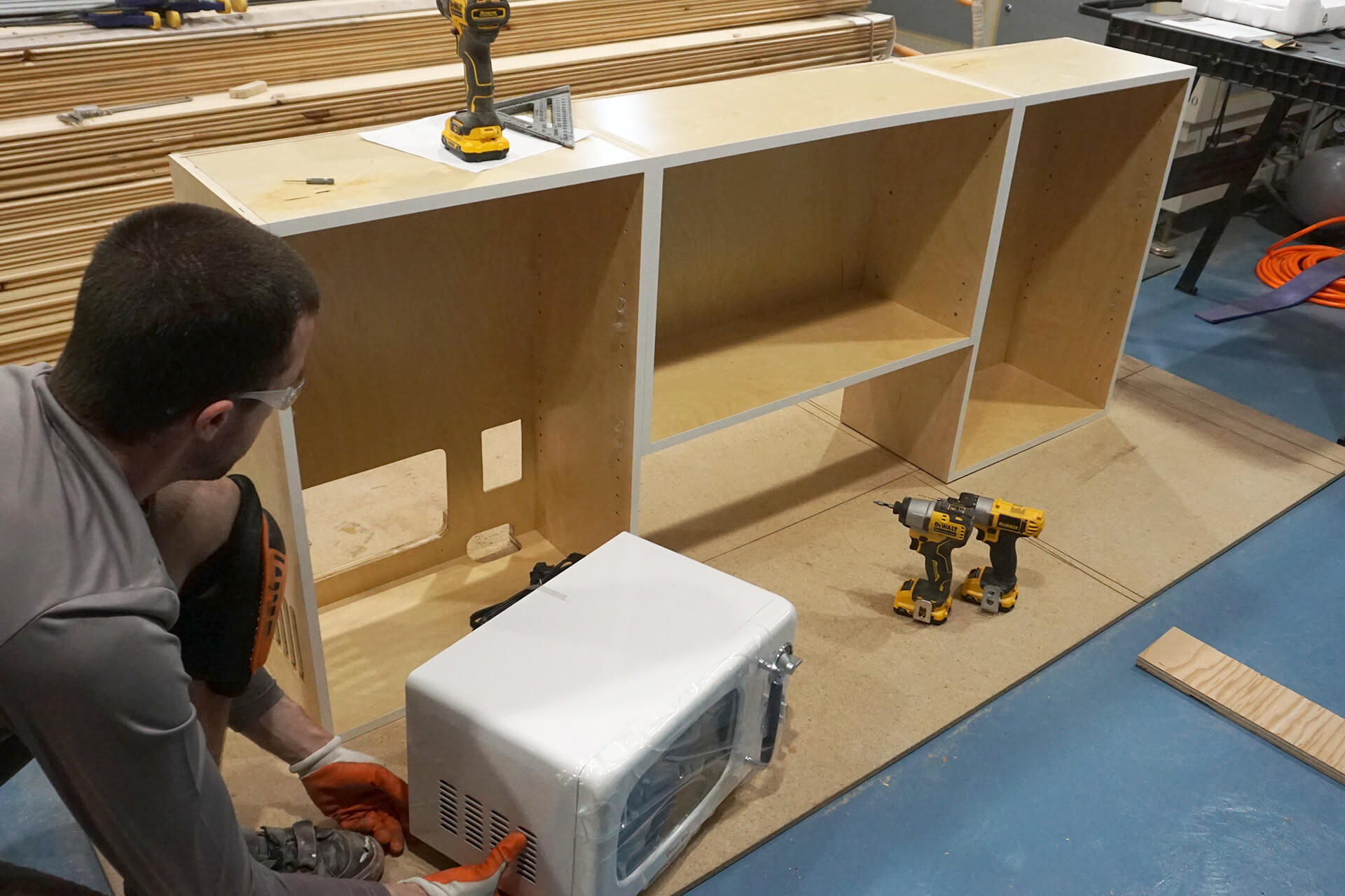 Kitchenette photo number 01.