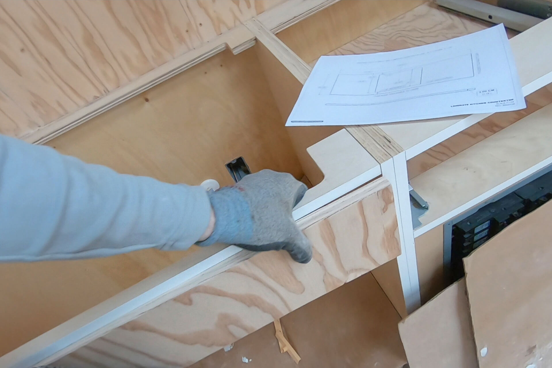 Kitchenette photo number 16.