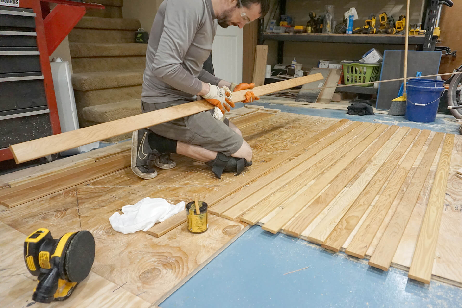 Panel trim photo number 24.